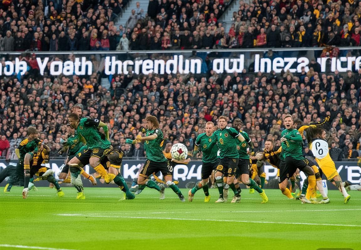 2018英超焦点战：狼队VS热刺巅峰对决回顾